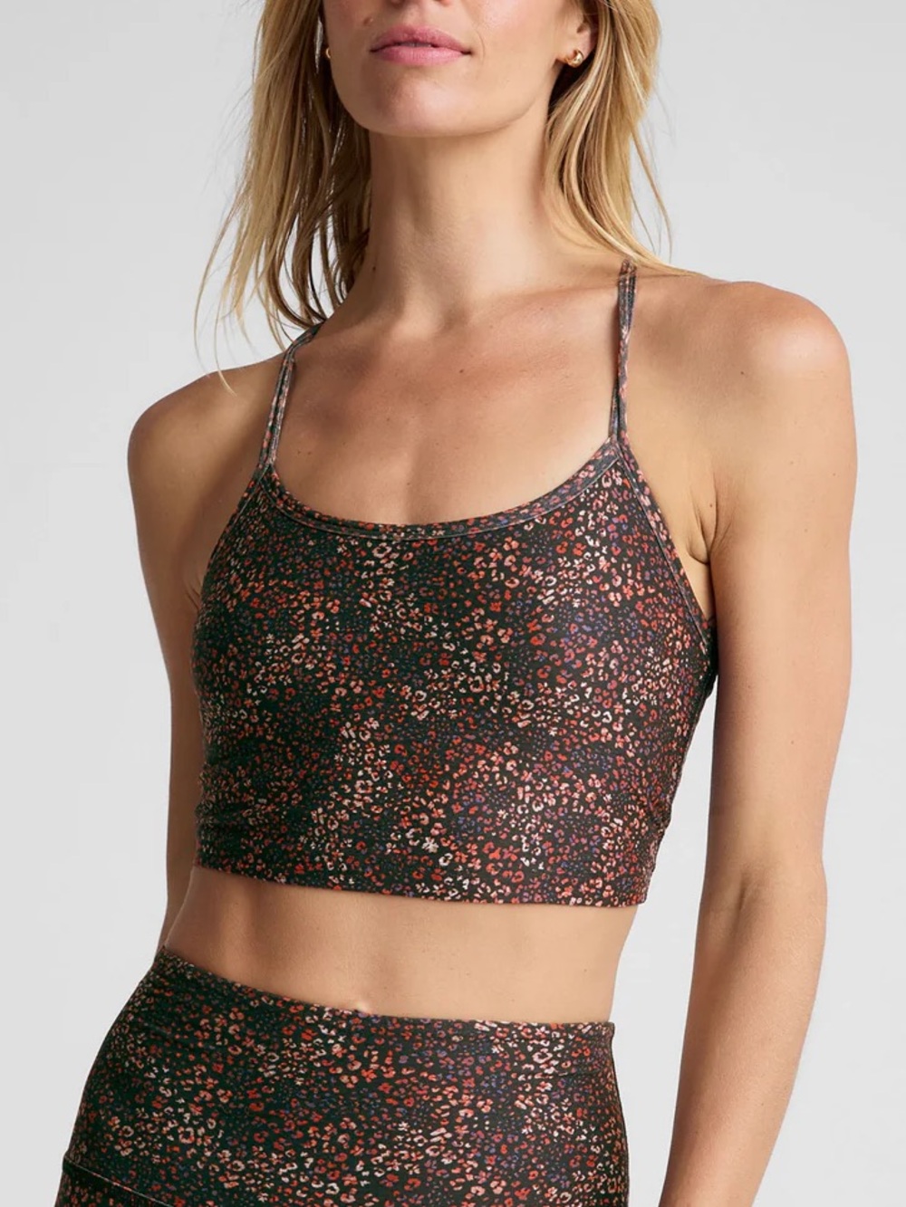 NWOT BEYOND YOGA SoftMark Slim Racerback High Cropped Tank in Ditsy Leopard